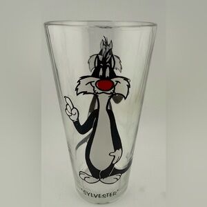 Warner Bros. Sylvester the Cat 1973 Glass. Collectibles by Pepsi.